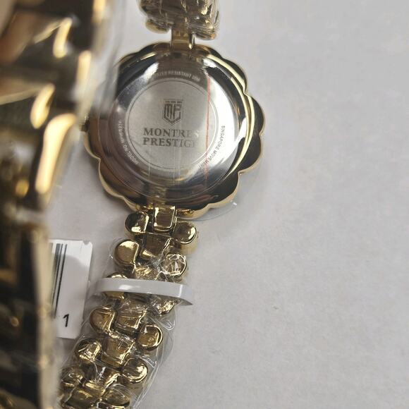 New Montres Prestige x Invicta Women's Crystal Watch 28 mm Quartz Gold - Picture 9 of 10